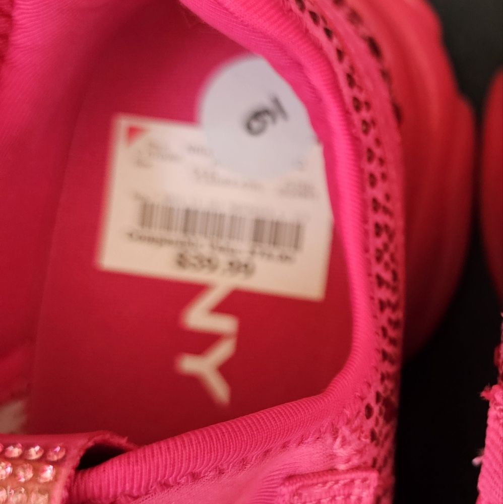 DKNY Pink Studded Sneakers Sz 9 - Picture 8 of 8